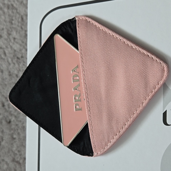 New never used Prada mirror & pouch - Picture 4 of 4
